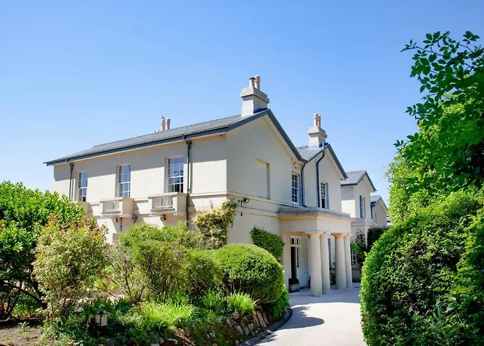 St Anne\'S Manor - Luxury Villa With Hot Tub